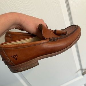 Vintage leather Frye loafers